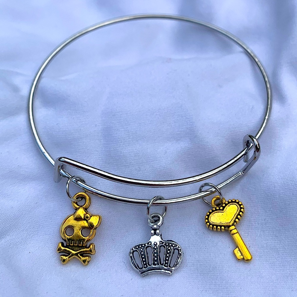 Brand New! Handmade! Adjustable Charm Bangle Bracelet!